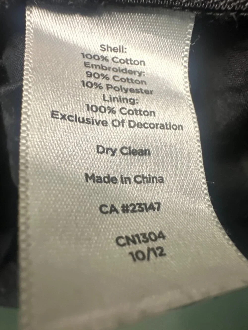 Talbots Size 8P Sleeveless Cotton Blouse Embroidered Collar Zip Back Top - Picture 5 of 6